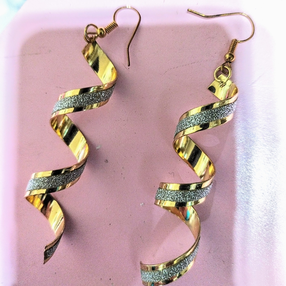 Gold & Silver Toned Twisty Dangle/Drop Earrings NWOT!